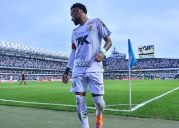 Neymar fica fora de lista de Ancelotti mais uma vez