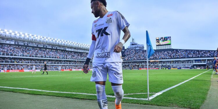 Neymar fica fora de lista de Ancelotti mais uma vez