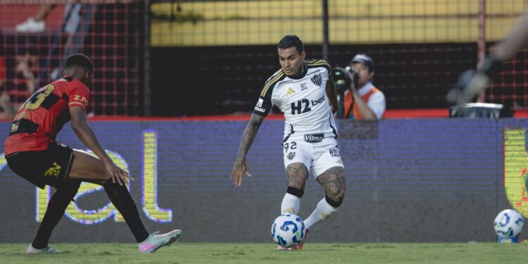 Lance do jogo entre Sport e Atlético-MG