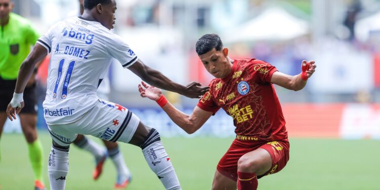 Lance do jogo entre Bahia e Vasco