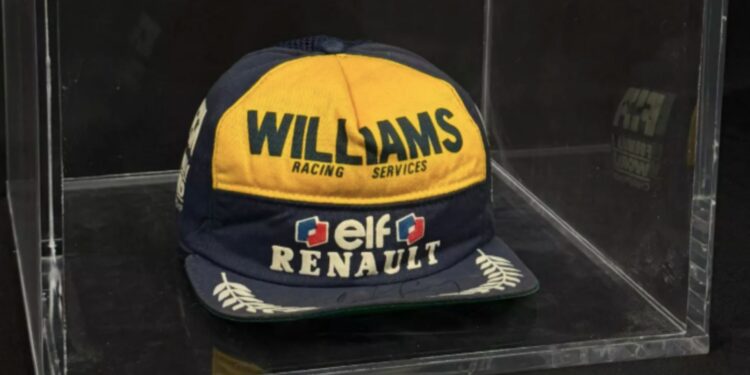 Boné de Ayrton Senna