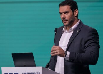 Samir Xaud, presidente da CBF, anuncia novidade no Brasileirão