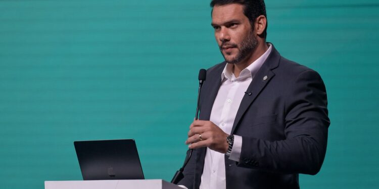 Samir Xaud, presidente da CBF, anuncia novidade no Brasileirão