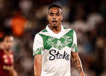 Caíque em ação pelo Juventude