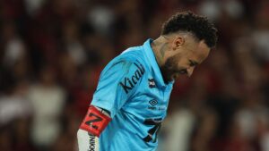 Neymar segue na mira de críticos como Casagrande