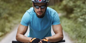 Treinar ao ar livre fica mais fácil com o óculos certo