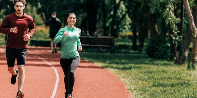Rotina adaptada para iniciantes que reduz risco de lesões musculares - Créditos: depositphotos.com / VitalikRadko