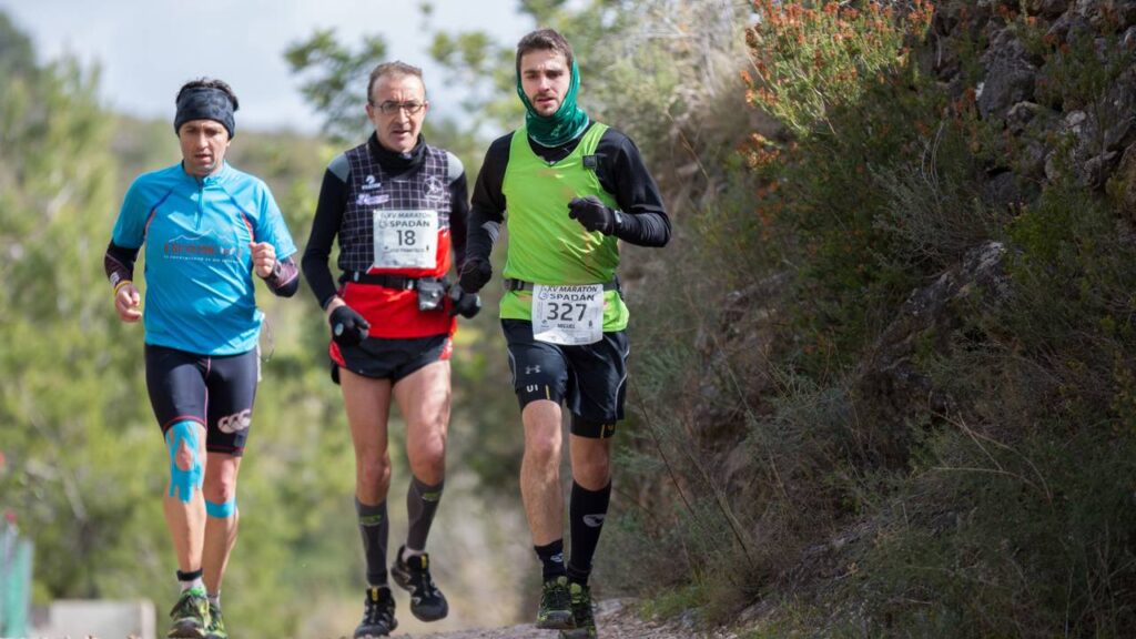 Muitos corredores estão migrando para as trilhas e você também pode