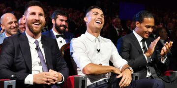 Cristiano Ronaldo e Messi em evento da UEFA