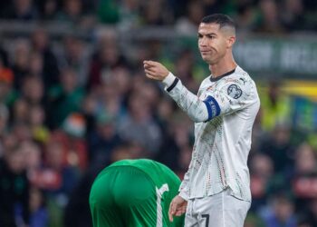 Cristiano Ronaldo durante jogo contra a Irlanda