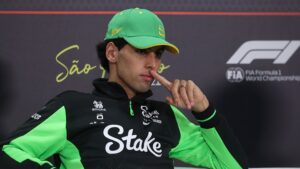 Gabriel Bortoleto durante coletiva no GP de São Paulo