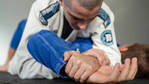 Jiu-Jitsu para quem não quer lutar e os benefícios que vão além do tatame