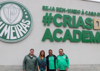 Dirigentes do Palmeiras na Academia de Futebol 2