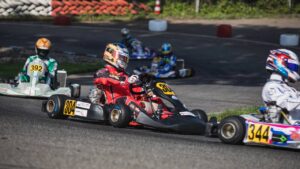 Quanto custa começar no kart e evoluir como piloto de verdade?