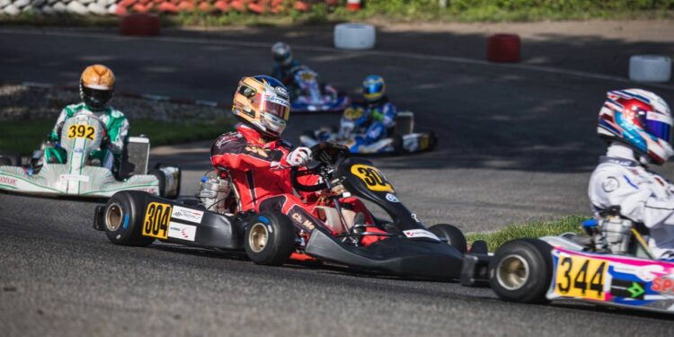 Quanto custa começar no kart e evoluir como piloto de verdade?