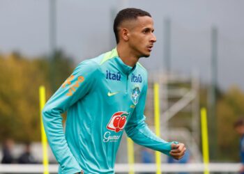 Luciano Juba em primeira treino da Seleção Brasileira