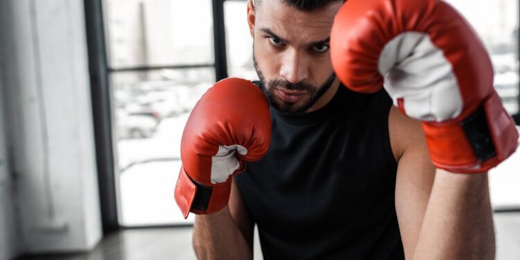 Evite lesões e melhore sua técnica escolhendo as luvas de boxe certas