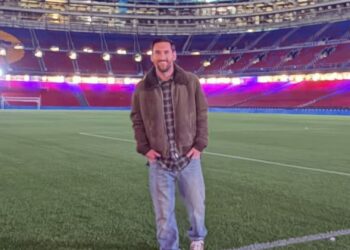 Messi durante visita ao Camp Nou