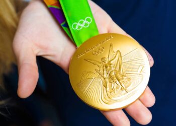 A primeira mulher a ser medalhista olímpica