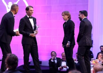 Rafael Nadal ao lado de jogadores do Real Madrid