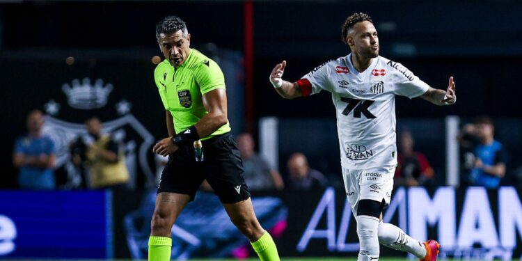 Neymar comemorando gol do Santos contra o Sport