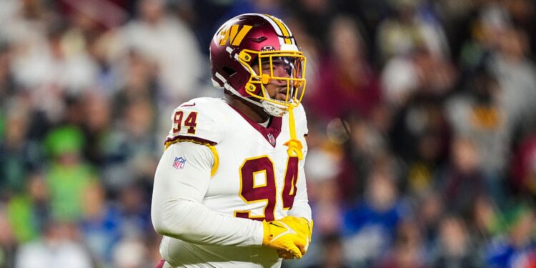 Daron Payne durante jogo da NFL