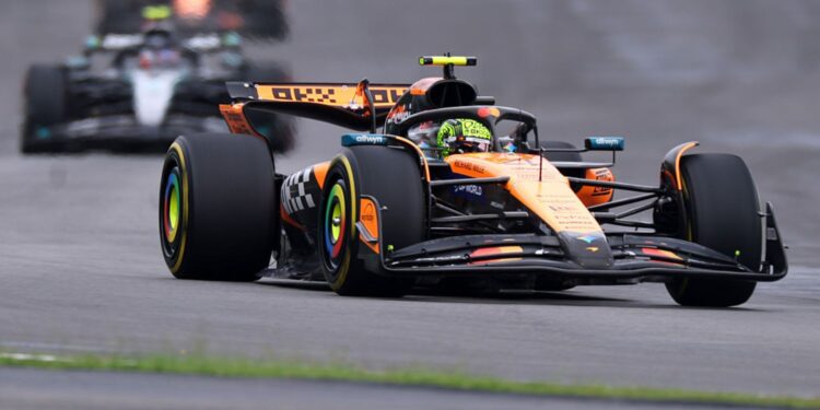 Lando Norris durante a corrida sprint do GP de São Paulo
