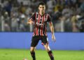 Oscar durante jogo do São Paulo