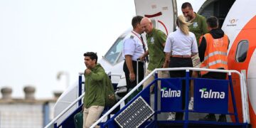 Delegação do Palmeiras desembarca no Peru