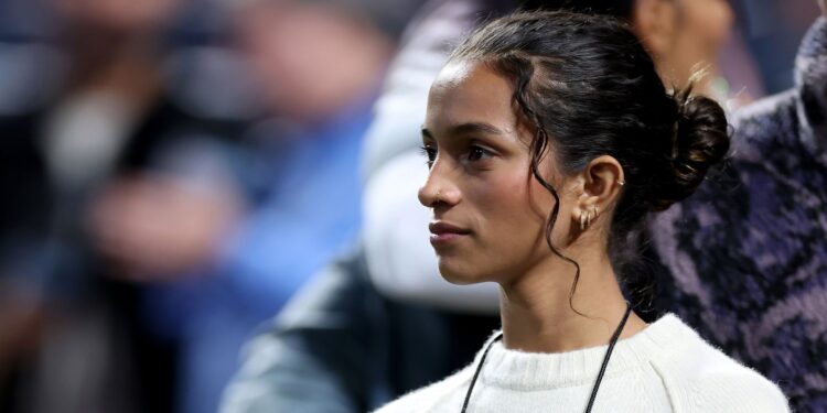 Rayssa Leal tem apenas 17 anos de idade