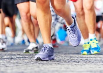 Seu tênis de caminhada serve para correr? A resposta surpreende