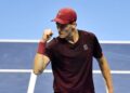 Sinner comemora ponto na decisão do ATP Finals
