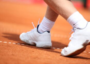 Tênis certo, corrida leve: o guia para evitar lesões e desconfortos