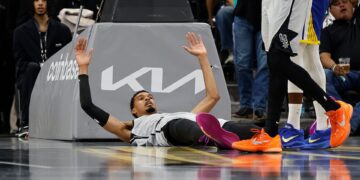 Wembanyama durante jogo na NBA