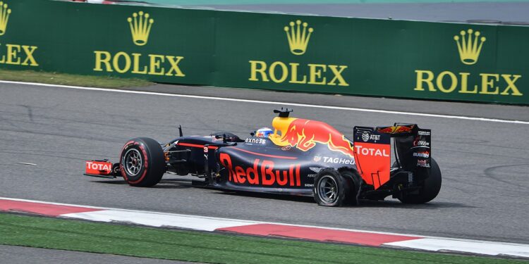 Carro da Red Bull no GP da China de 2016 - Fonte: Wikimedia commons