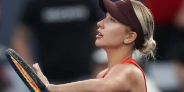 Atleta de tênis deixa Rússia e assume bandeira Áustria em 2026