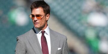 Tom Brady sorteia o Brasil na fase de grupos da Copa do Mundo