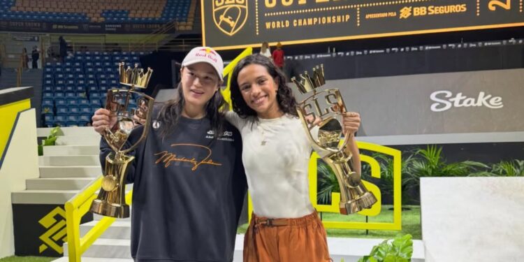 Rayssa Leal comemora título do SLS Super Crown