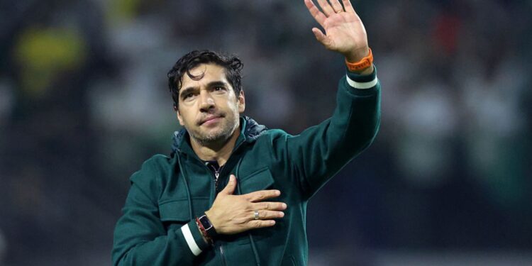 Palmeiras anuncia renovação com Abel Ferreira até 2027
