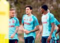 Pedro foi a grande novidade no treino do Flamengo nesta quinta-feira