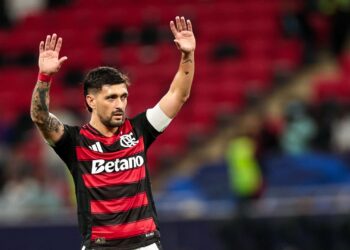 Arrascaeta apareceu um lista dos melhores jogadores do mundo