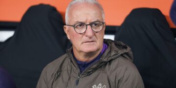 Dorival Júnior reconheceu a atuação ruim do Corinthians