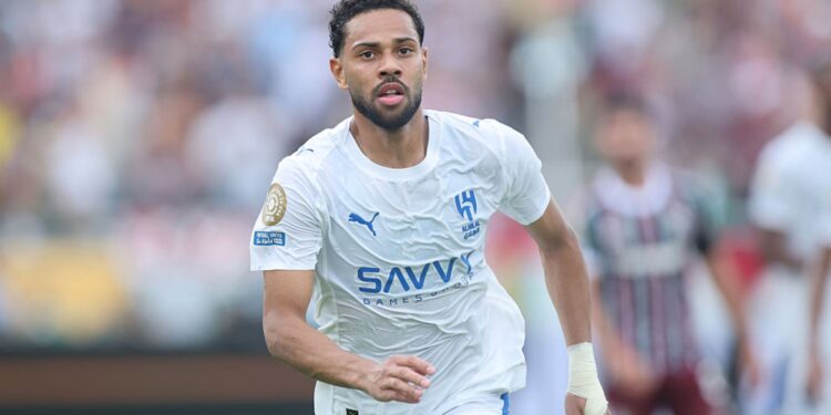 O lateral esquerdo é o primeiro reforço do Atlético-MG para a temporada