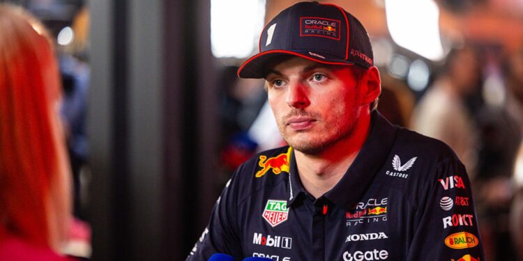 Verstappen projeta GP de Abu Dhabi e mira título Mundial