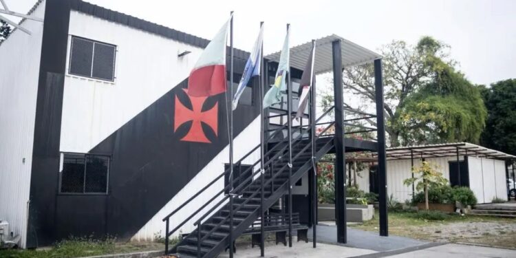 Além de formar craques, Vasco forma cidadãos através de colégio próprio