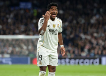 Endrick vai defender o Lyon por seis meses