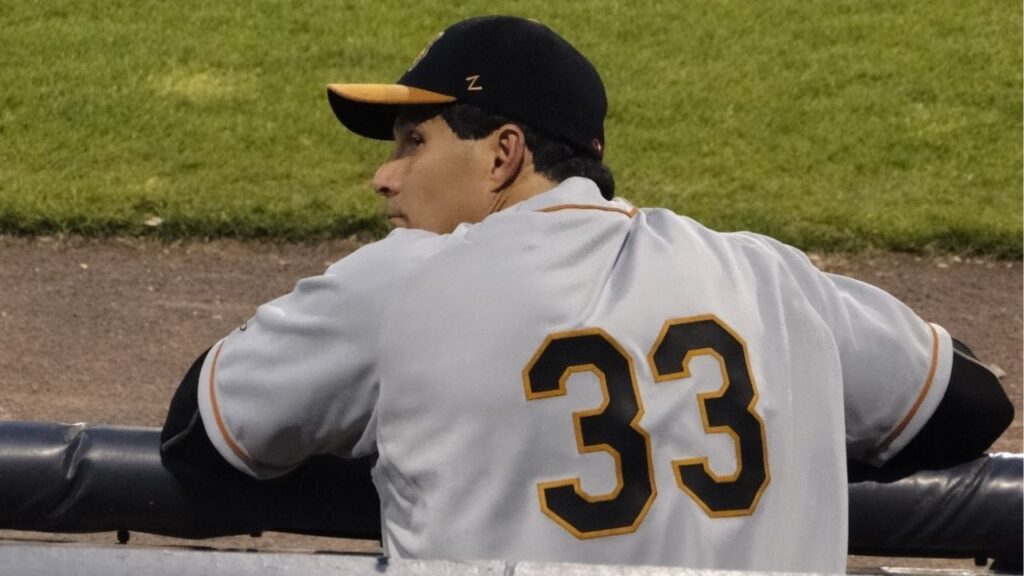 O astro do beisebol que ganhou fortunas, mas hoje vive longe da riqueza