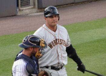 O astro do beisebol que ganhou fortunas, mas hoje vive longe da riqueza