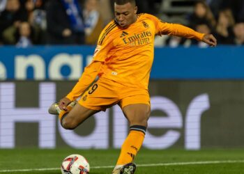 Valores históricos de Mbappé: como PSG e Real Madrid investiram milhões em um jovem craque