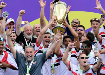 Copinha 2025: veja o que o campeão recebe além de troféu e medalhas